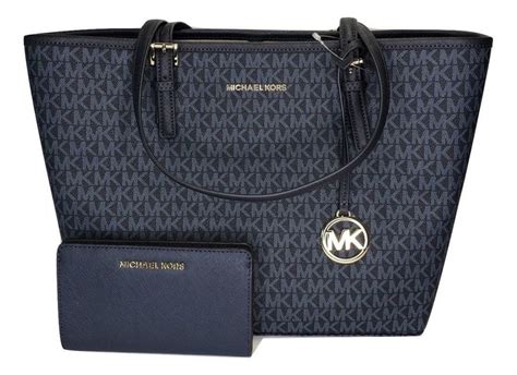 Michael Kors Women's Jet Set Travel Md Carryall Tote (Medium, 